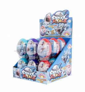 SHARK EMBOSSED EGG -Jajko-niespodzianka wypełnione zabawka, cukierkami i naklejkami