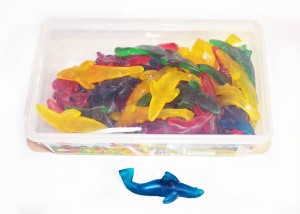 ŻELKI W KSZTAŁCIE REKINÓW 1KG