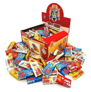 TOM AND JERRY  GUMA BALONOWA  TUUTTI FRUTTI Z HISTORYJKĄ (4,5G) 100 SZT