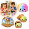 GNIOTEK SQUISHY PIEROŻEK PIERÓG DUMPLING 10 CM TĘCZOWY DZIEŃ DZIECKA 1 SZT
