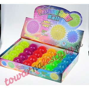 PIŁKA Z KOLCAMI I PISZCZAŁKĄ ŚWIECI 24SZT